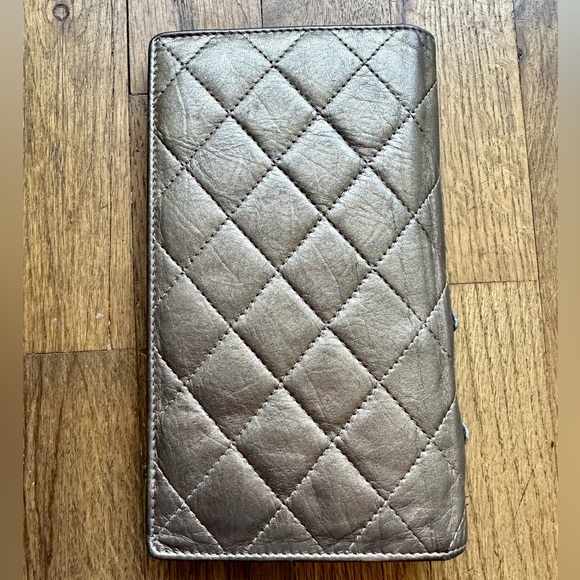 ❤️CHANEL❤️ - Picture 14 of 17